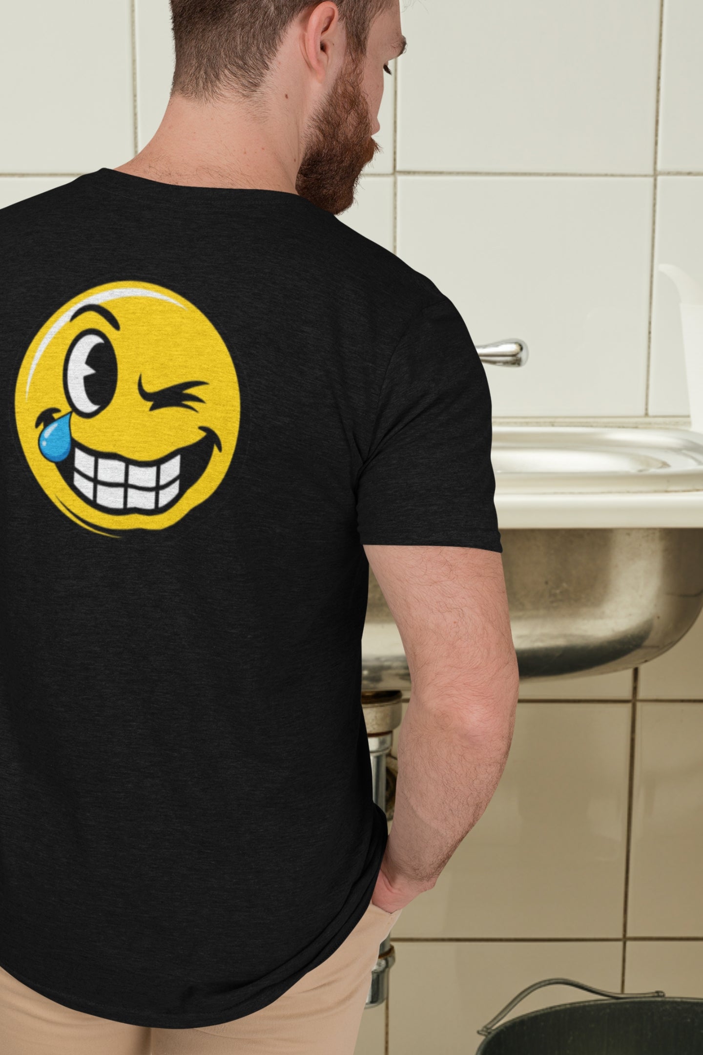 Herren T-Shirt mit Wasserhahn-Spruch – SmartFamLife